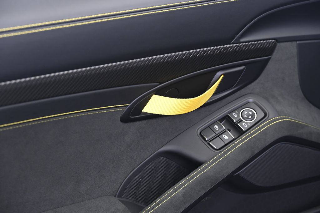 Thumbnail: 2025 Porsche 718 Cayman - 23