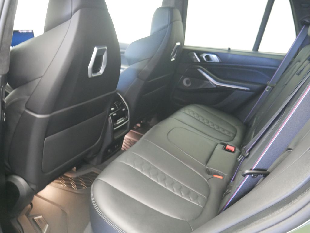 Thumbnail: 2026 BMW X5 - 21