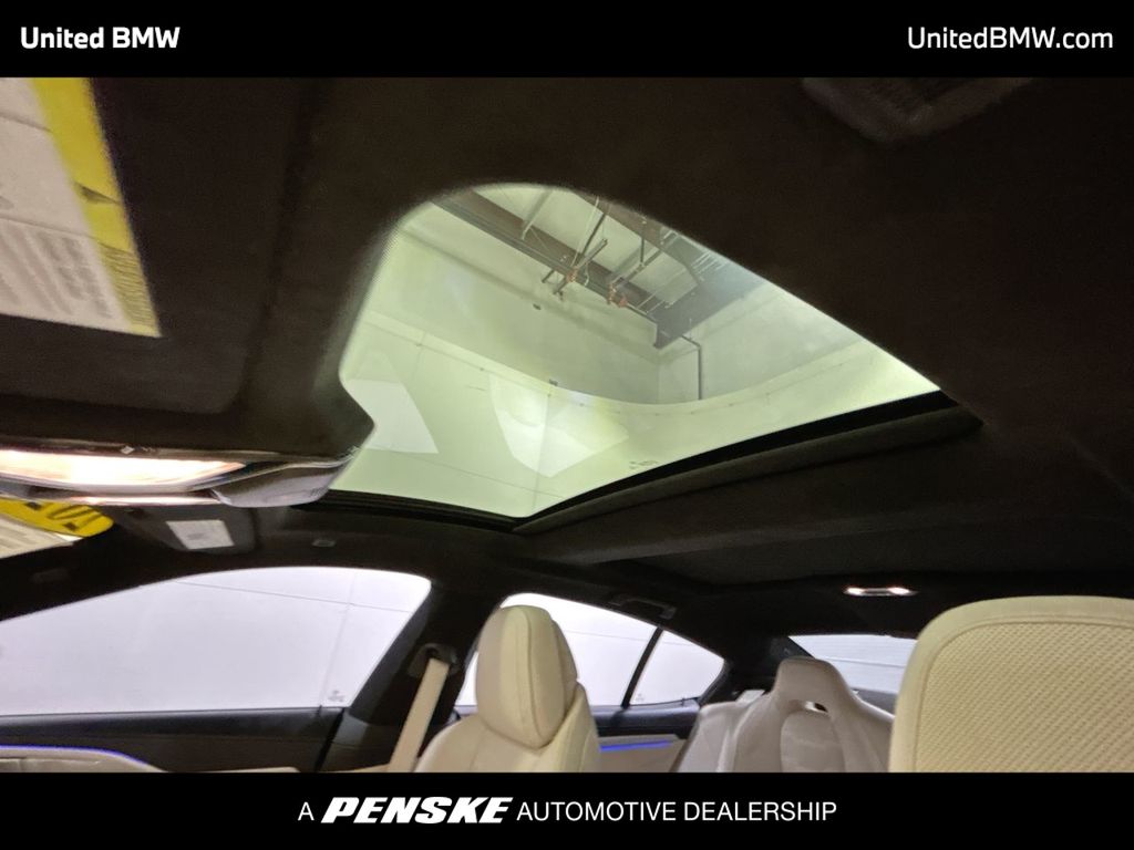 Thumbnail: 2022 BMW 8 Series - 20