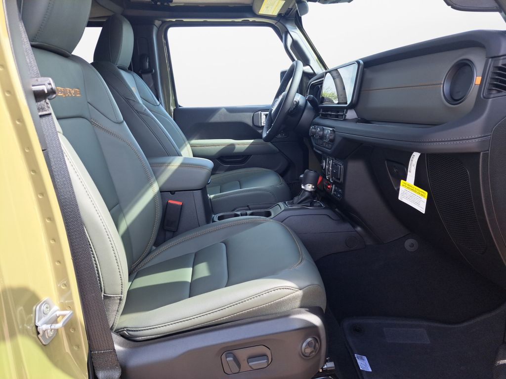 New Car 2025 Jeep Gladiator  Mojave For Sale Under $60,000 In Austin, Texas