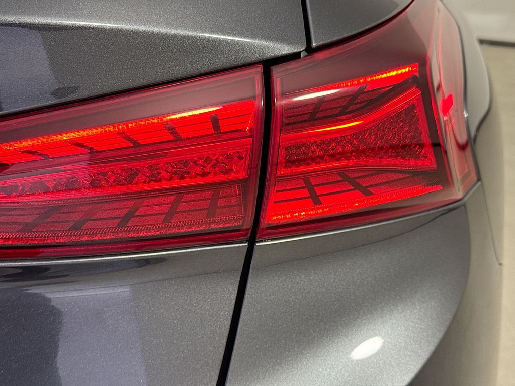 Used Car 2020 Hyundai Santa Fe  Limited For Sale Under $20,000 In Austin, Texas