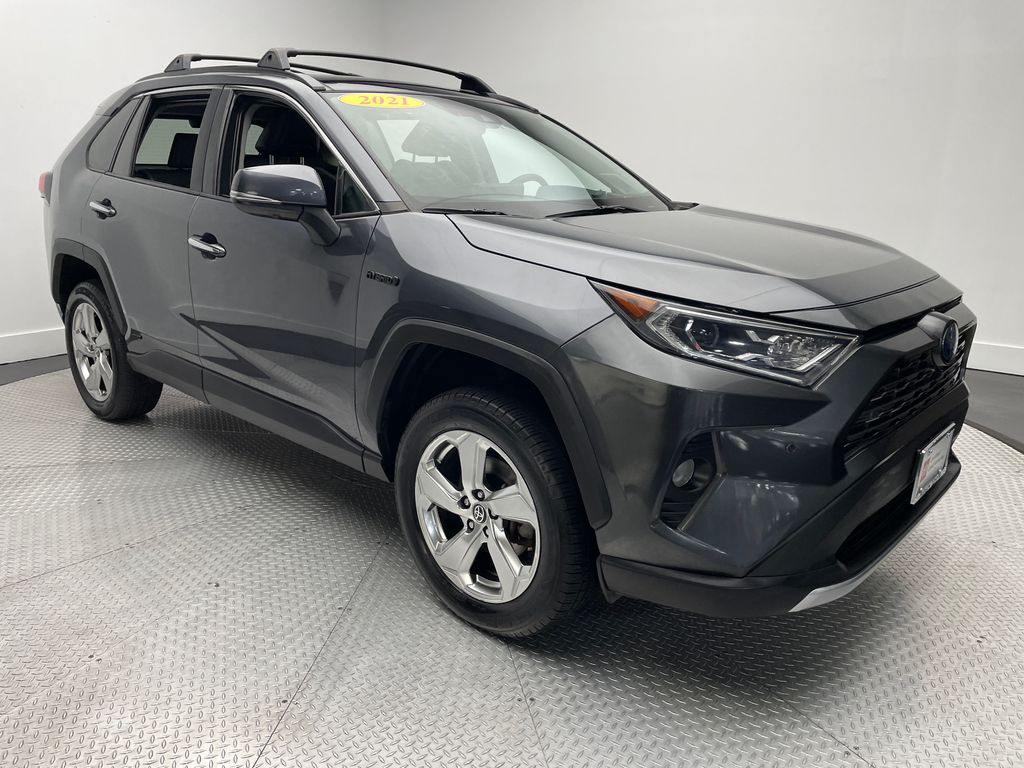 Thumbnail: 2021 Toyota RAV4 - 3