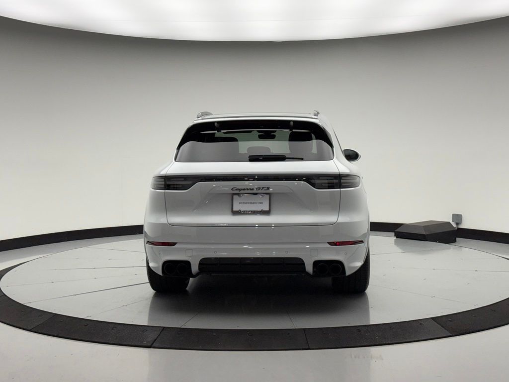 Thumbnail: 2023 Porsche Cayenne - 6