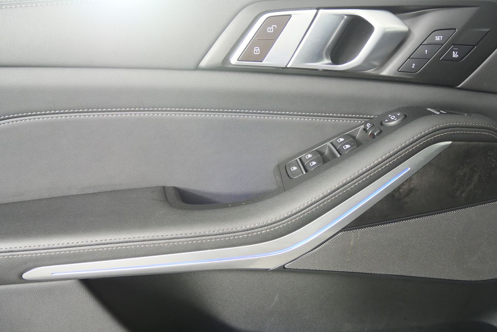 Thumbnail: 2024 BMW X5 - 9