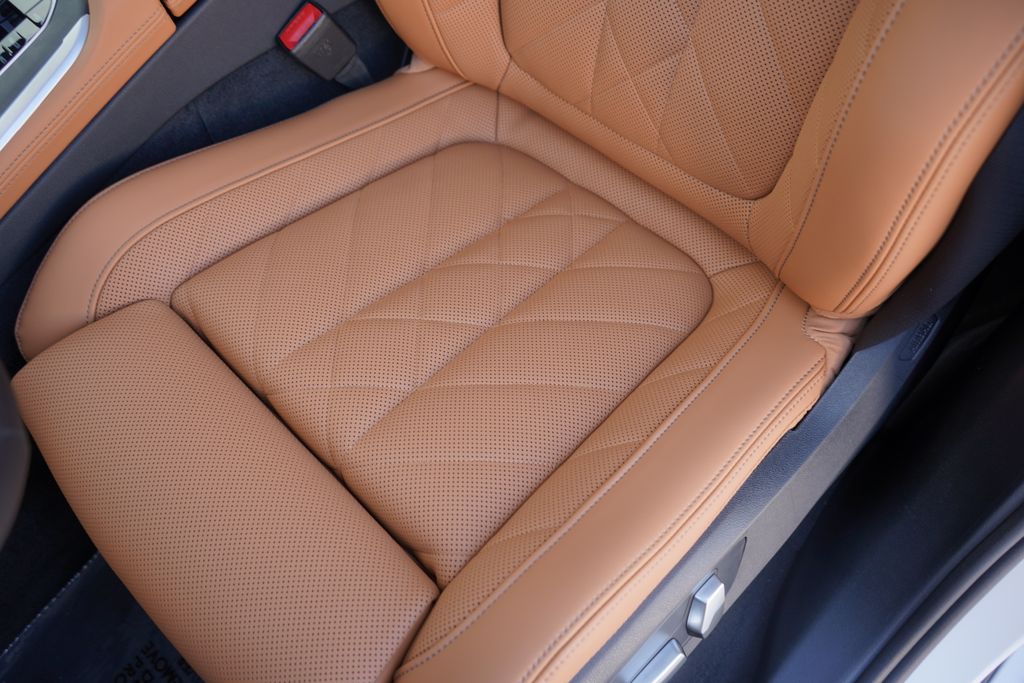 2025 BMW X5 sDrive40i 10
