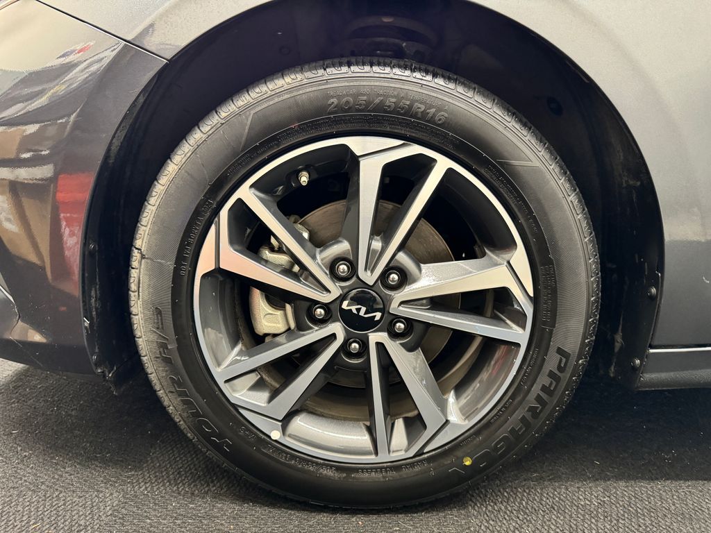 2024 Kia Forte LXS