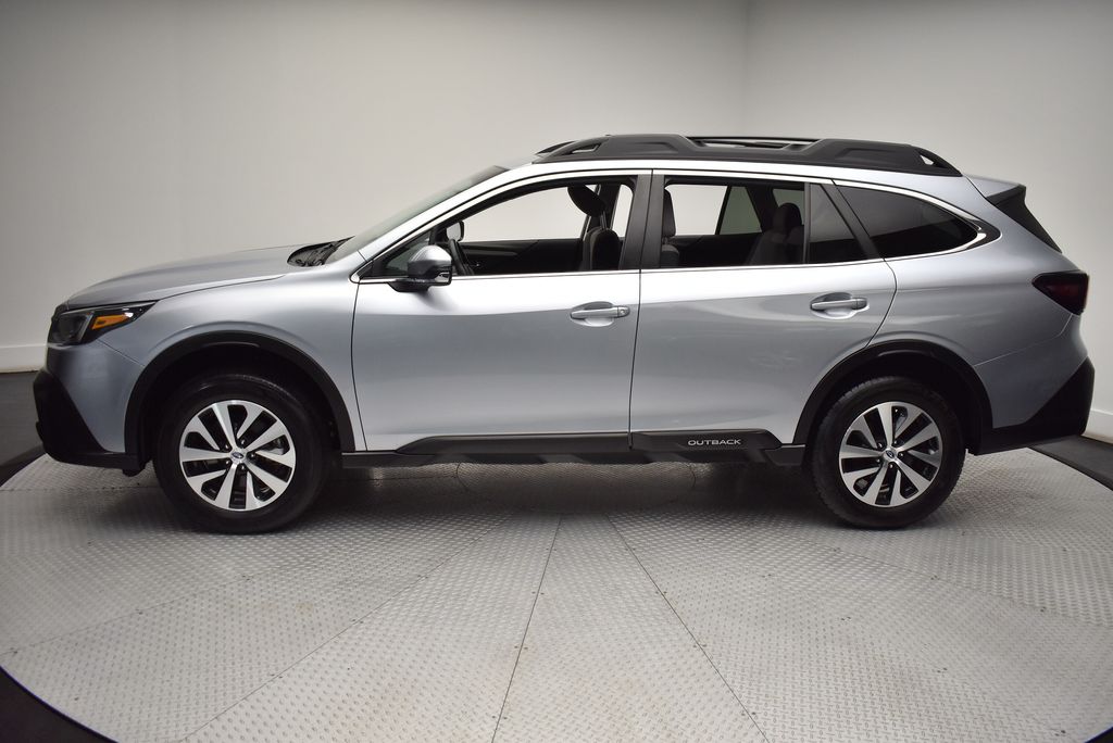 2022 Subaru Outback Premium 8