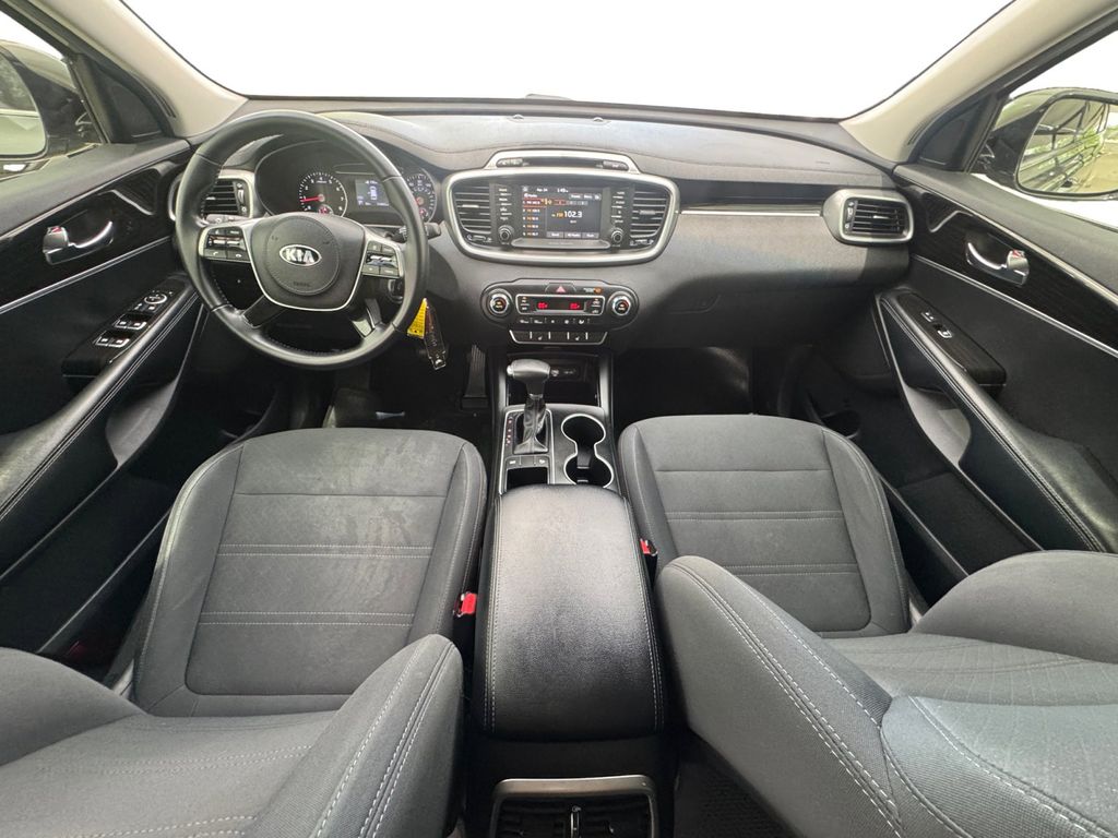 Used Car 2019 Kia Sorento  Lx For Sale Under $12,000 In Round Rock, Texas