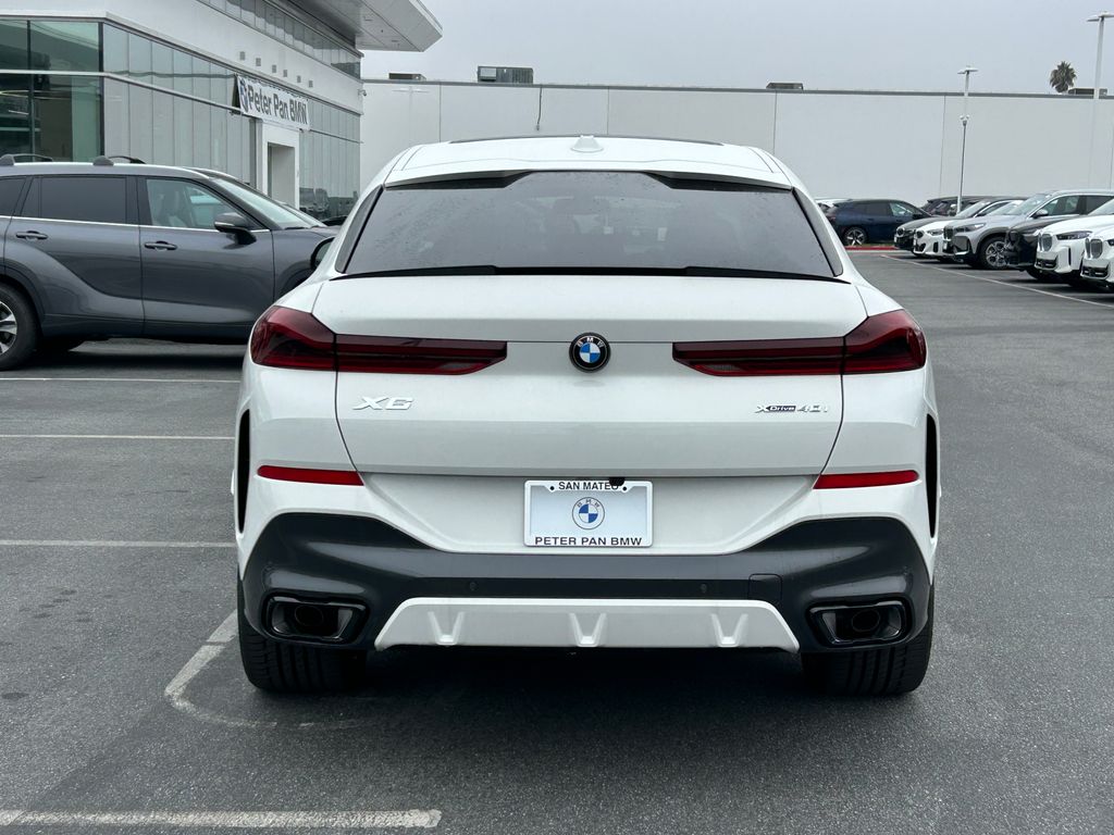 Thumbnail: 2026 BMW X6 - 4