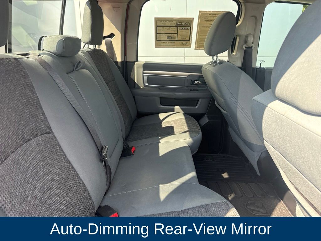 2018 Ram 1500 Big Horn Crew Cab 4x4 5'7" Box