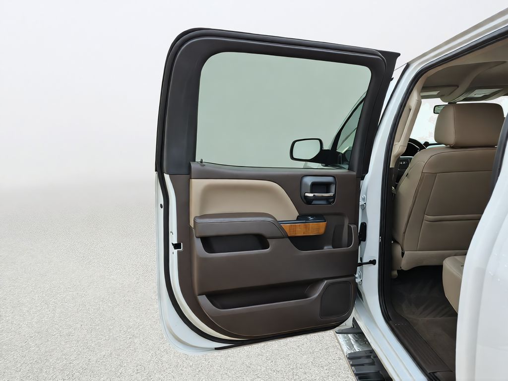 2018 GMC Sierra 1500 SLT White at Bravo Nissan
