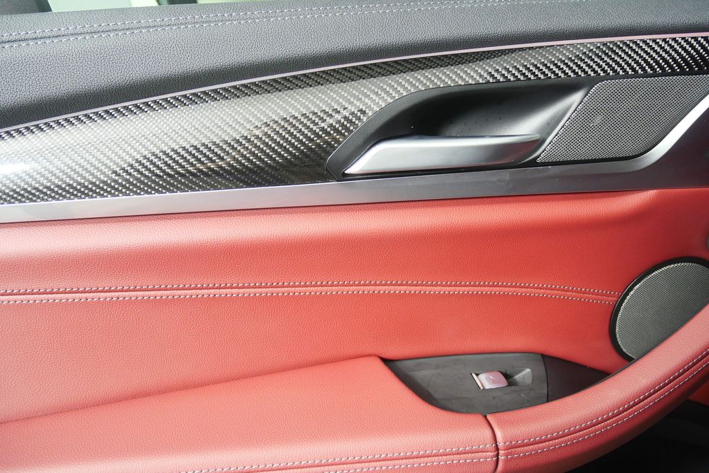 Thumbnail: 2023 BMW X4 - 15