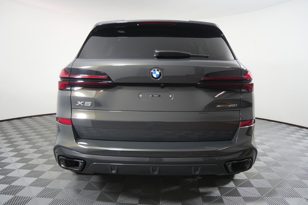 Thumbnail: 2026 BMW X5 - 4