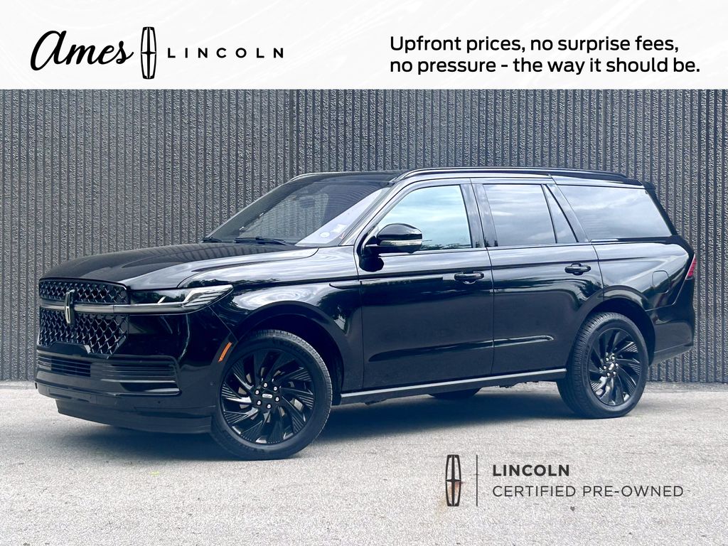 Infinite Black Metallic Clearcoat 2025 Lincoln Navigator Reserve 4WD SUV / Crossover Four-Wheel Drive Automatic