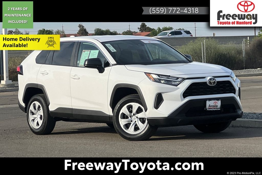 2025 Toyota RAV4 LE AWD