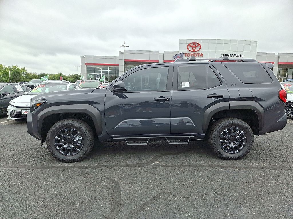 Thumbnail: 2025 Toyota 4Runner - 7