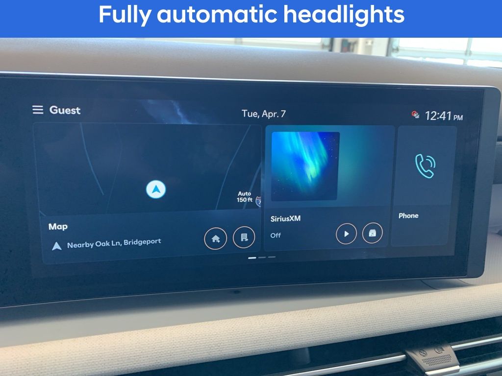 New 2026 White Hyundai SEL Premium image 7