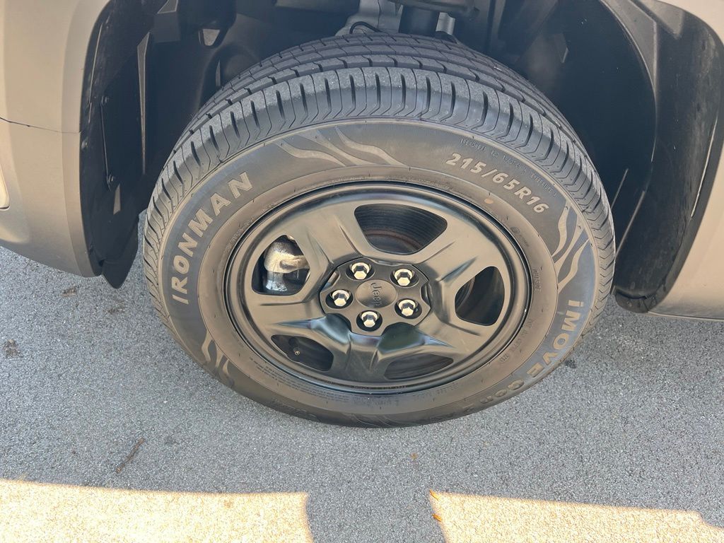 Used 2021 Jeep Renegade SUV