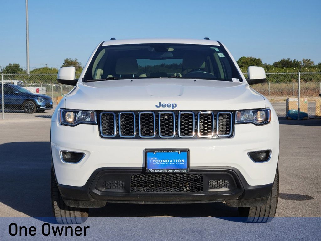 2021 Jeep Grand Cherokee Laredo E 2