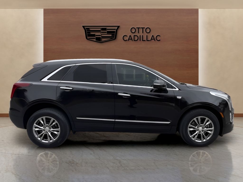 used 2021 Cadillac XT5 car, priced at $28,900