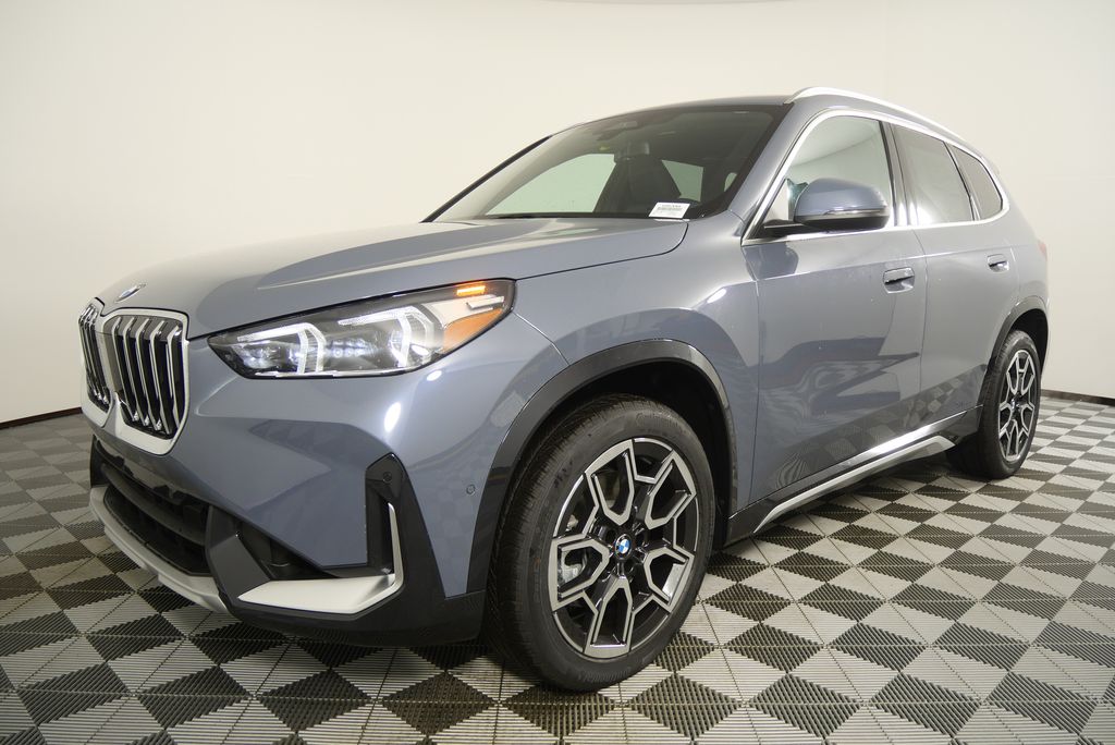 Thumbnail: 2026 BMW X1 - 8