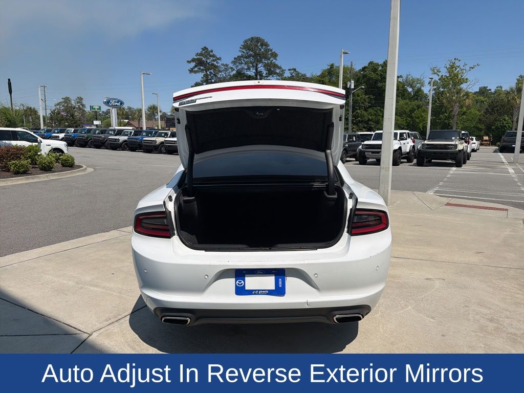 2020 Dodge Charger SXT RWD