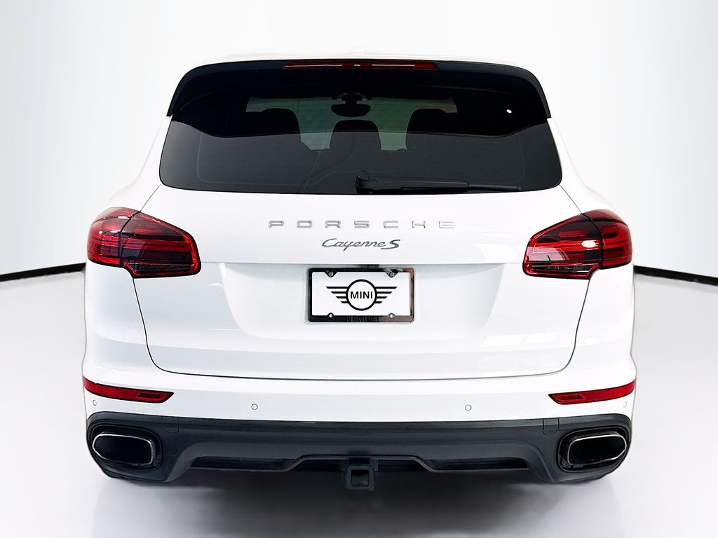 Thumbnail: 2017 Porsche Cayenne - 6