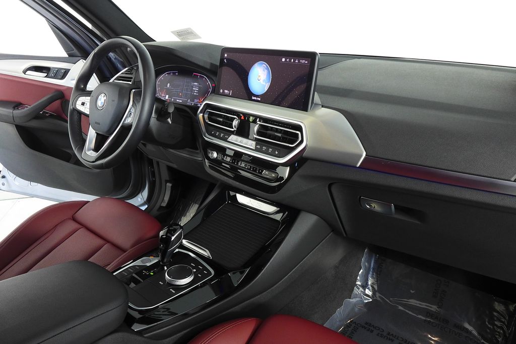 Thumbnail: 2023 BMW X3 - 13