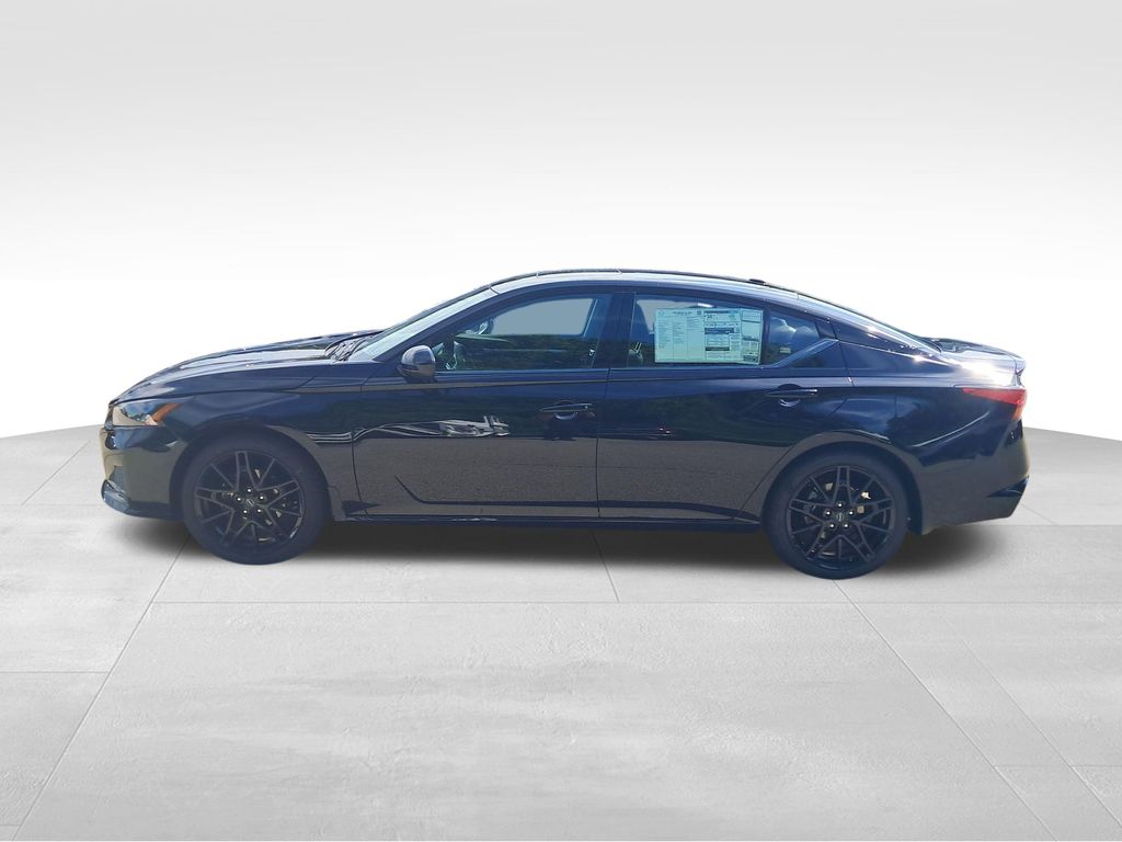 2026 Nissan Altima 2.5 SR Black at South Hills Kia