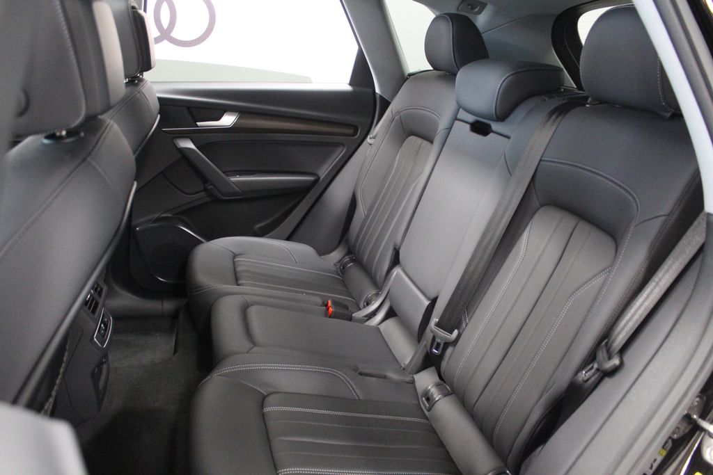 Thumbnail: 2023 Audi Q5 - 20