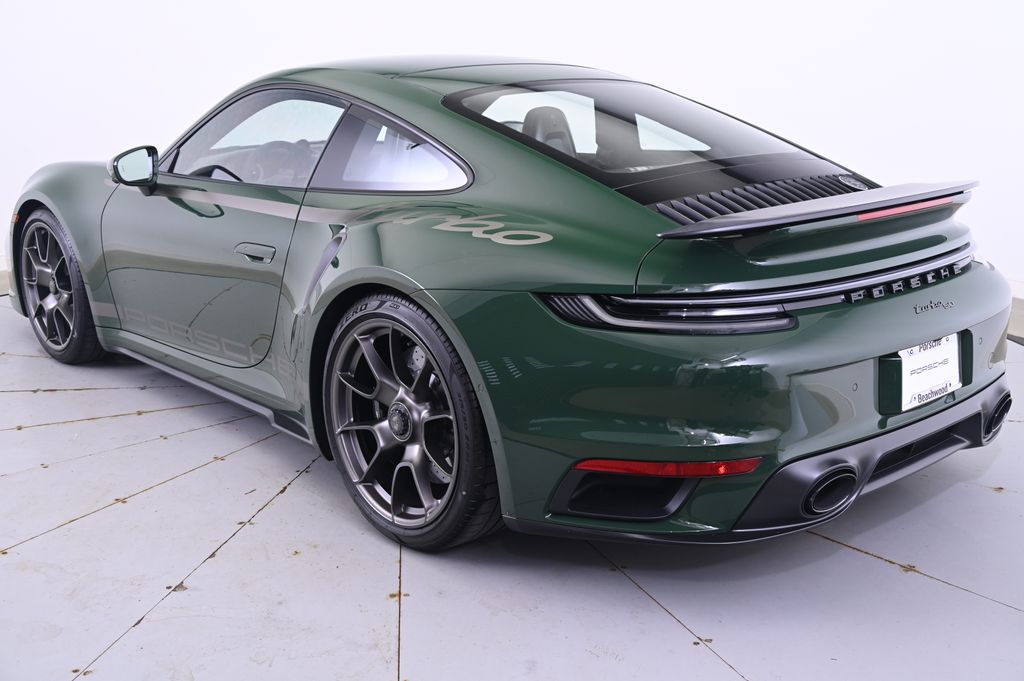 Thumbnail: 2025 Porsche 911 - 3