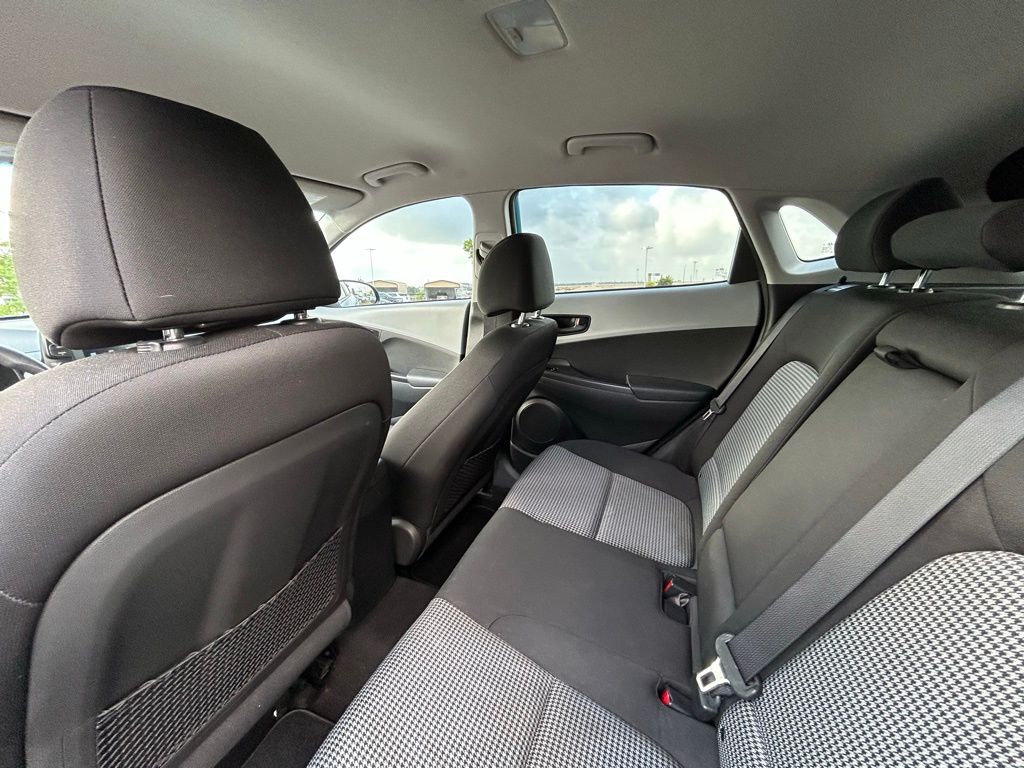 2020 Hyundai Kona SE 7