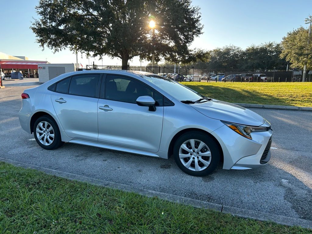 Thumbnail: 2023 Toyota Corolla - 7