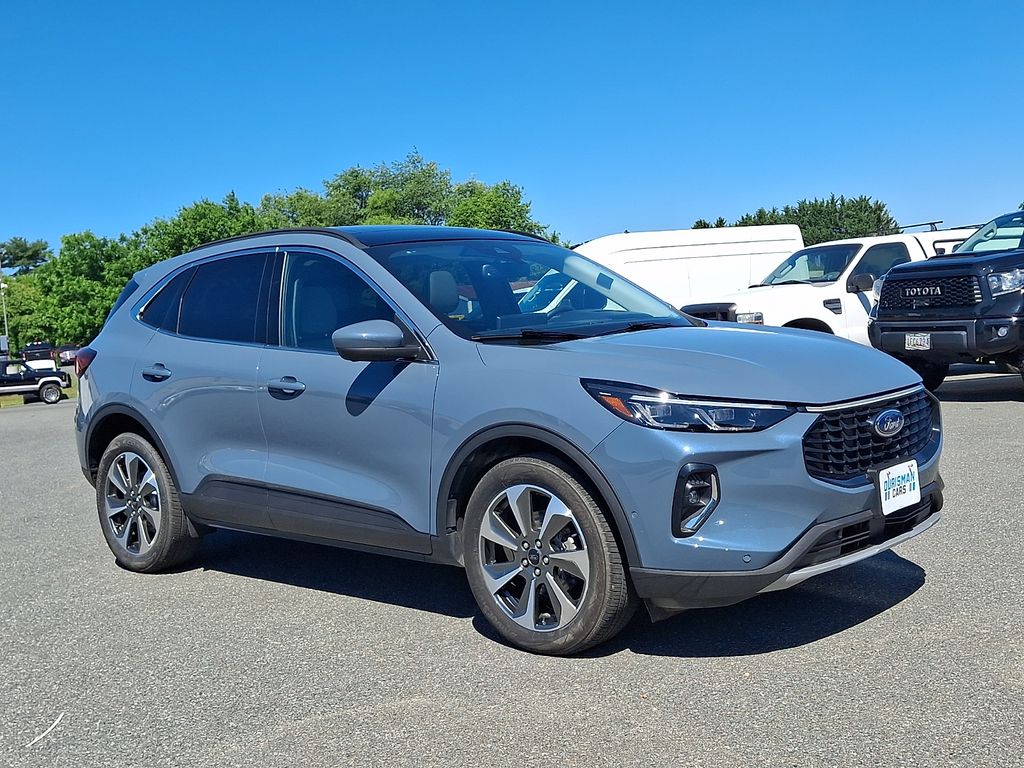 Vapor Blue Metallic 2023 Ford Escape Platinum AWD SUV / Crossover All-Wheel Drive 8-Speed Automatic