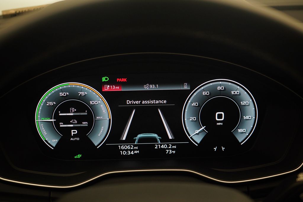 Thumbnail: 2023 Audi Q5 - 10