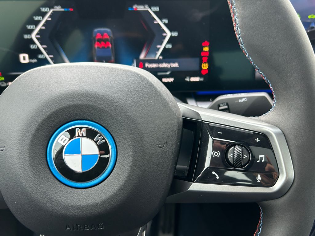 Thumbnail: 2025 BMW i5 - 20