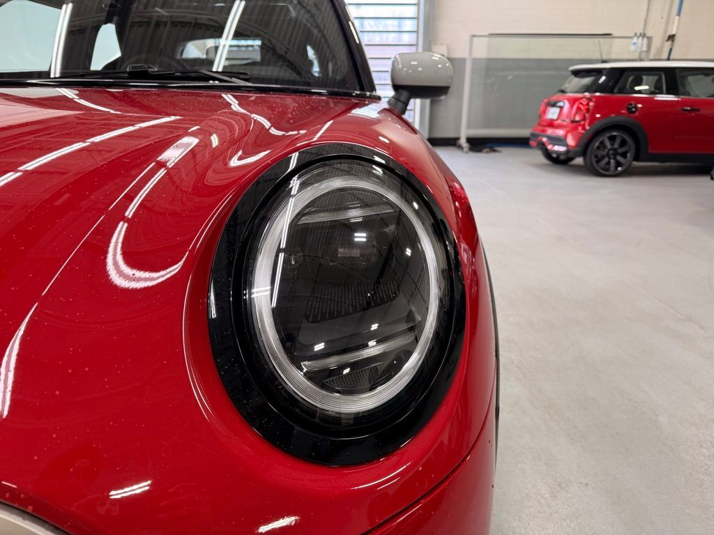 Thumbnail: 2026 MINI Cooper - 9