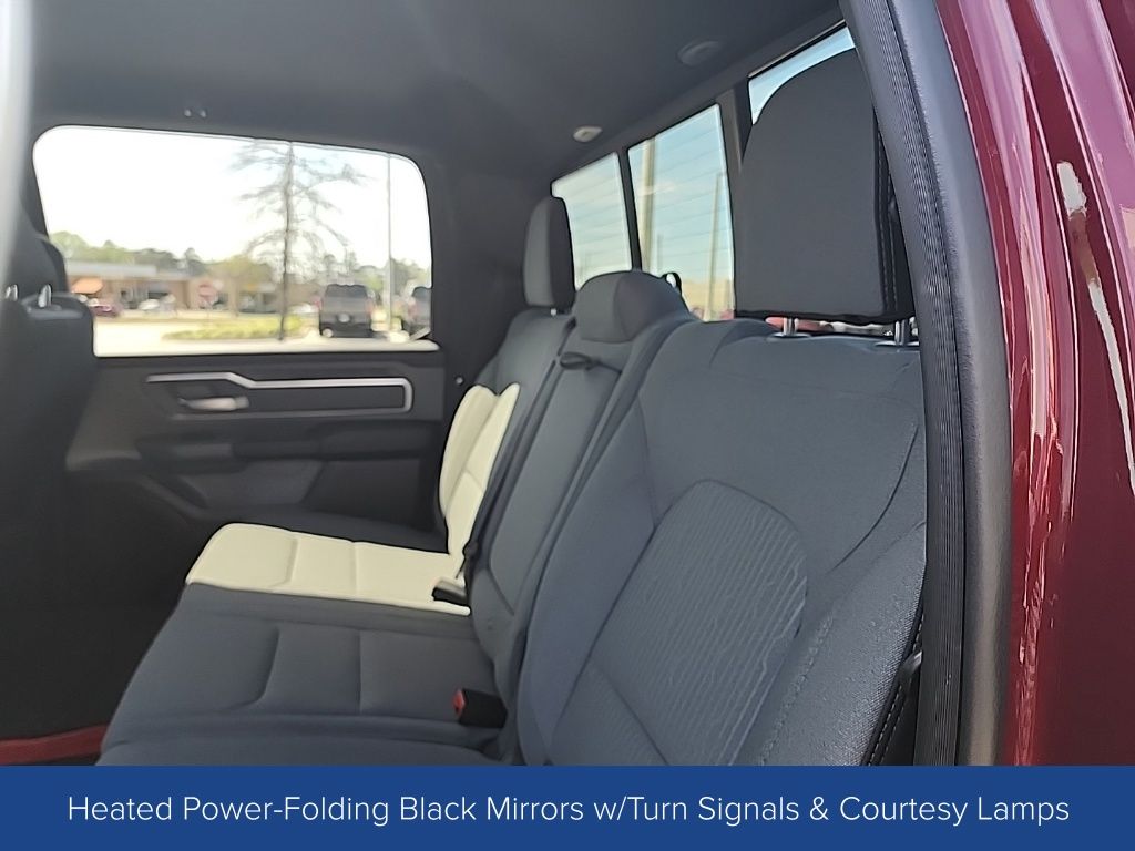 2022 Ram 1500 Big Horn Crew Cab 4x2 5'7" Box