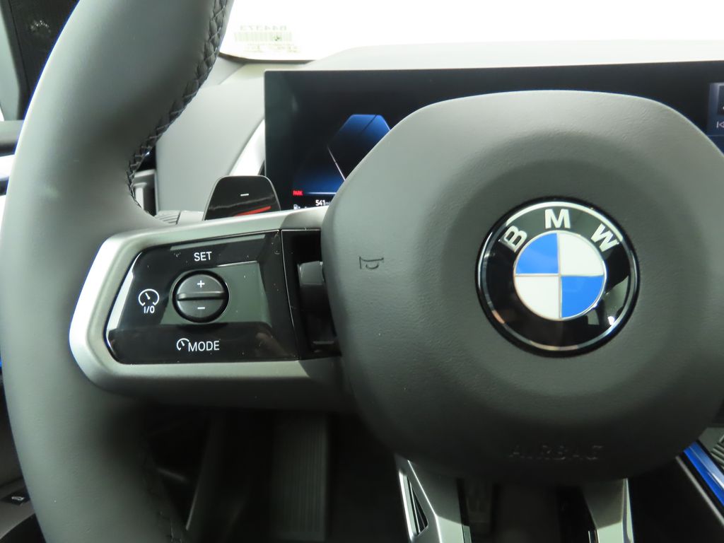 Thumbnail: 2026 BMW X3 - 11