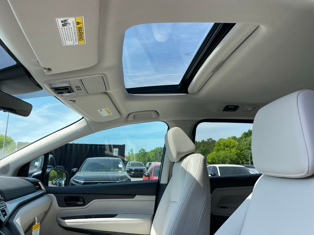 Thumbnail: 2026 Honda Odyssey - 29