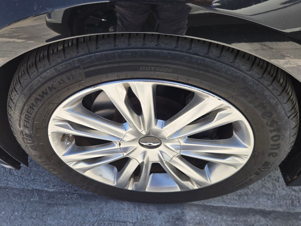 2013 Hyundai Genesis