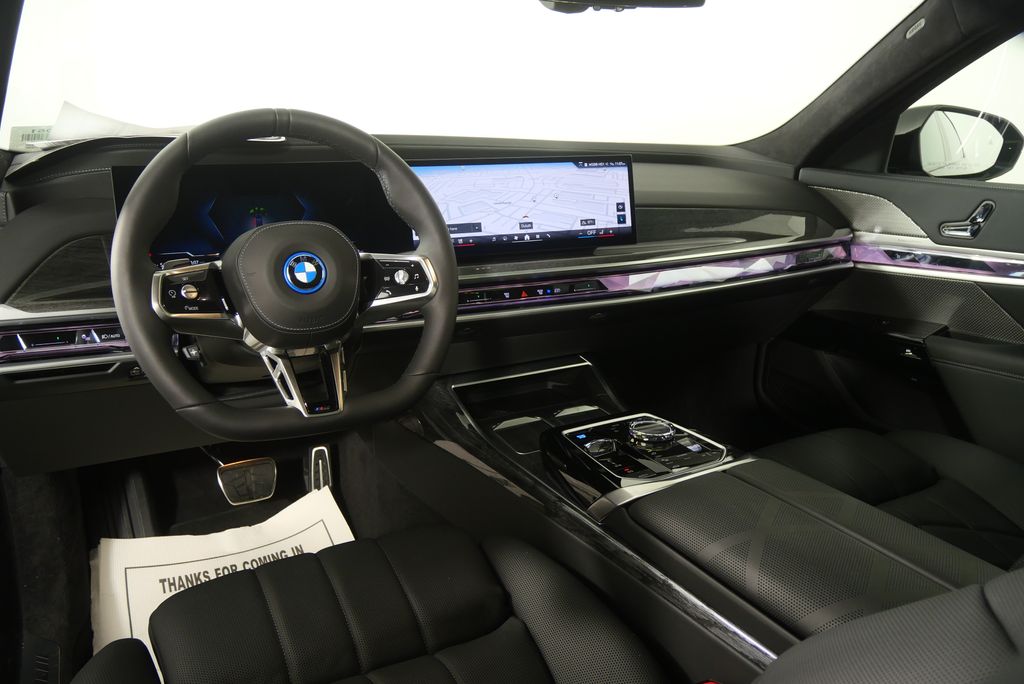 Thumbnail: 2026 BMW i7 - 19