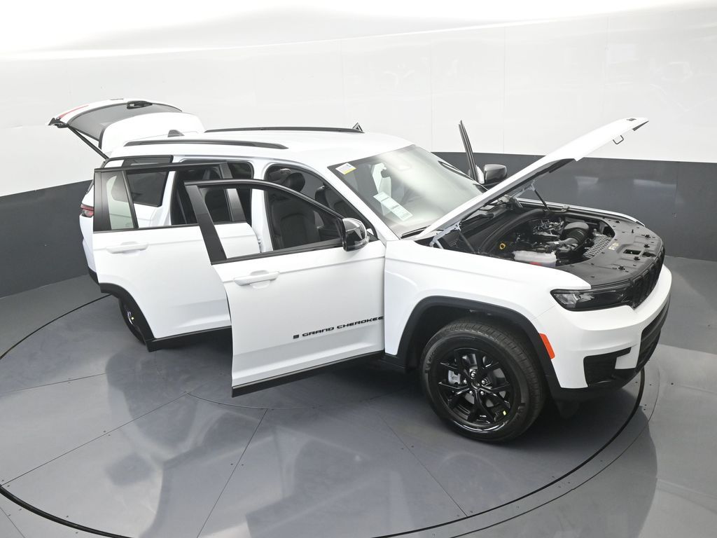Used 2025 Bright White Clearcoat Jeep Altitude image 62