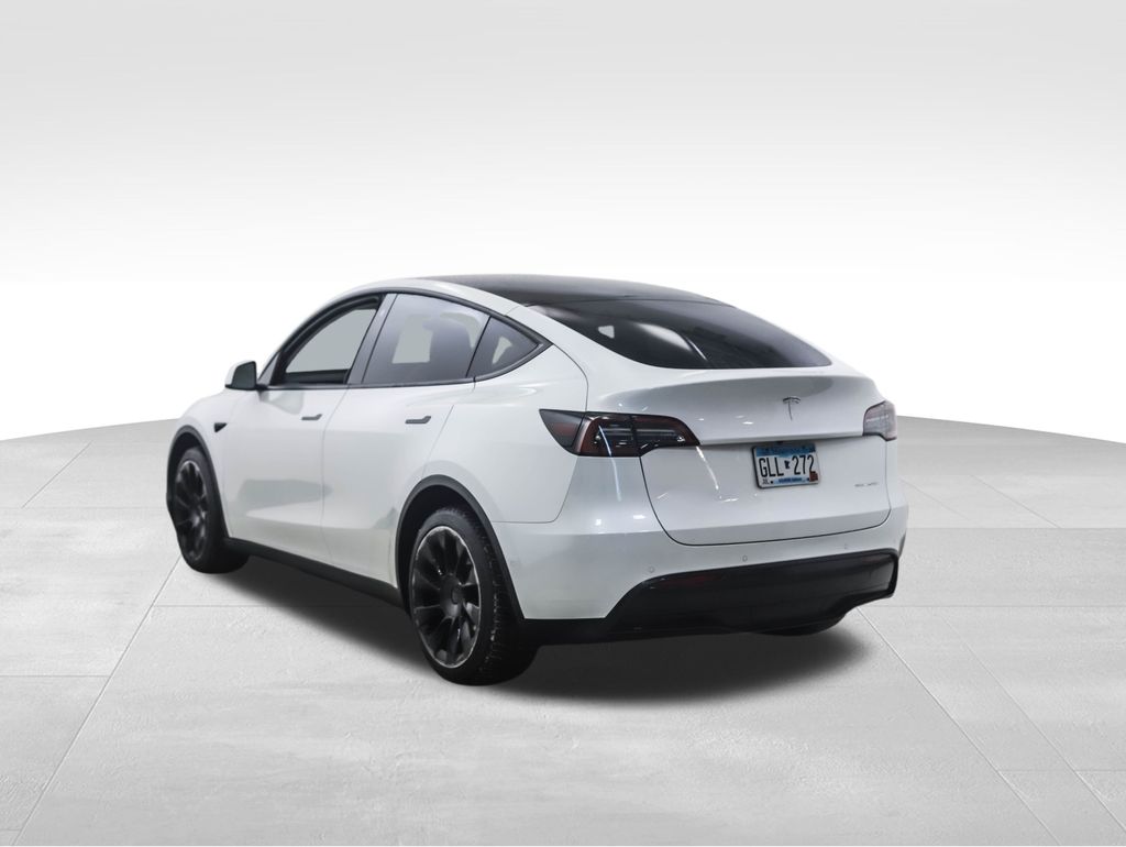 Thumbnail: 2021 Tesla Model Y - 3