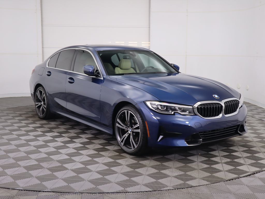 Thumbnail: 2022 BMW 3 Series - 3