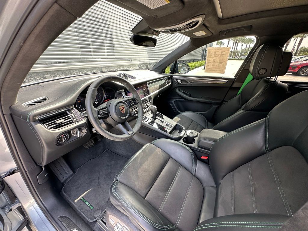 2023 Porsche Macan GTS 4