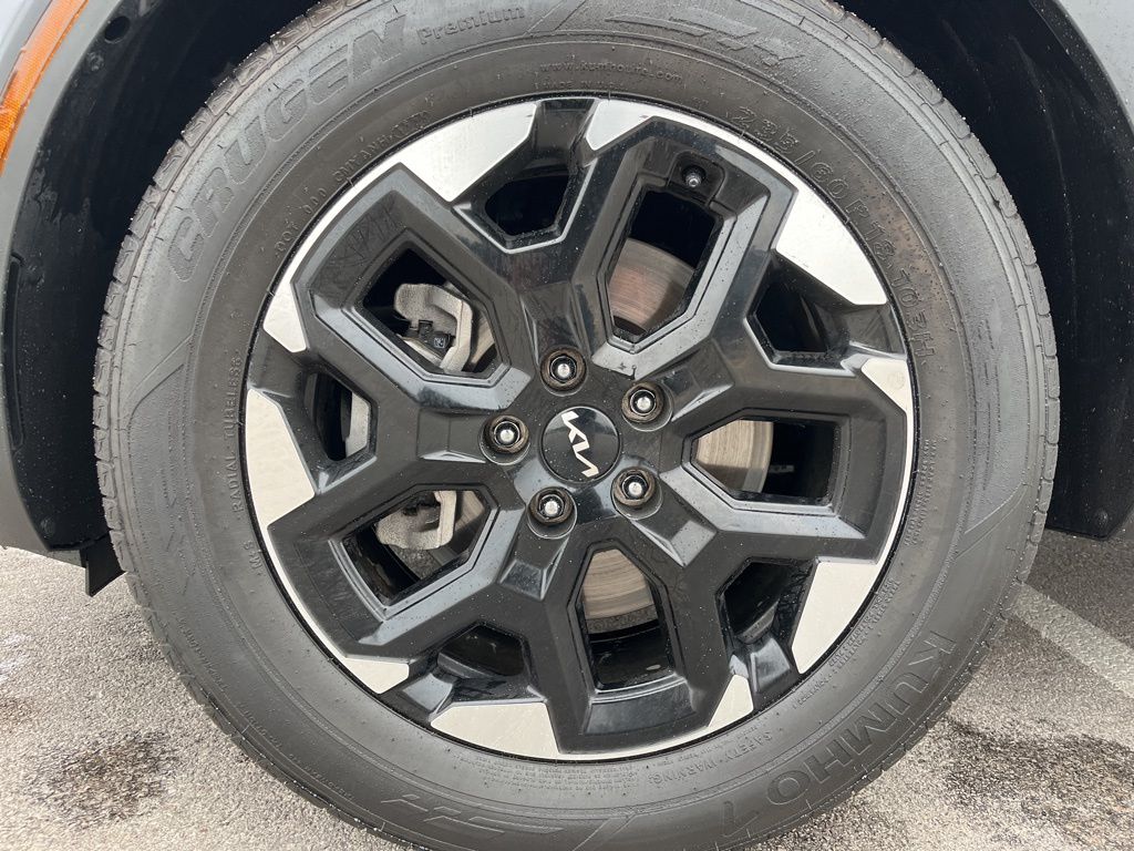 Thumbnail: 2024 Kia Sorento - 11