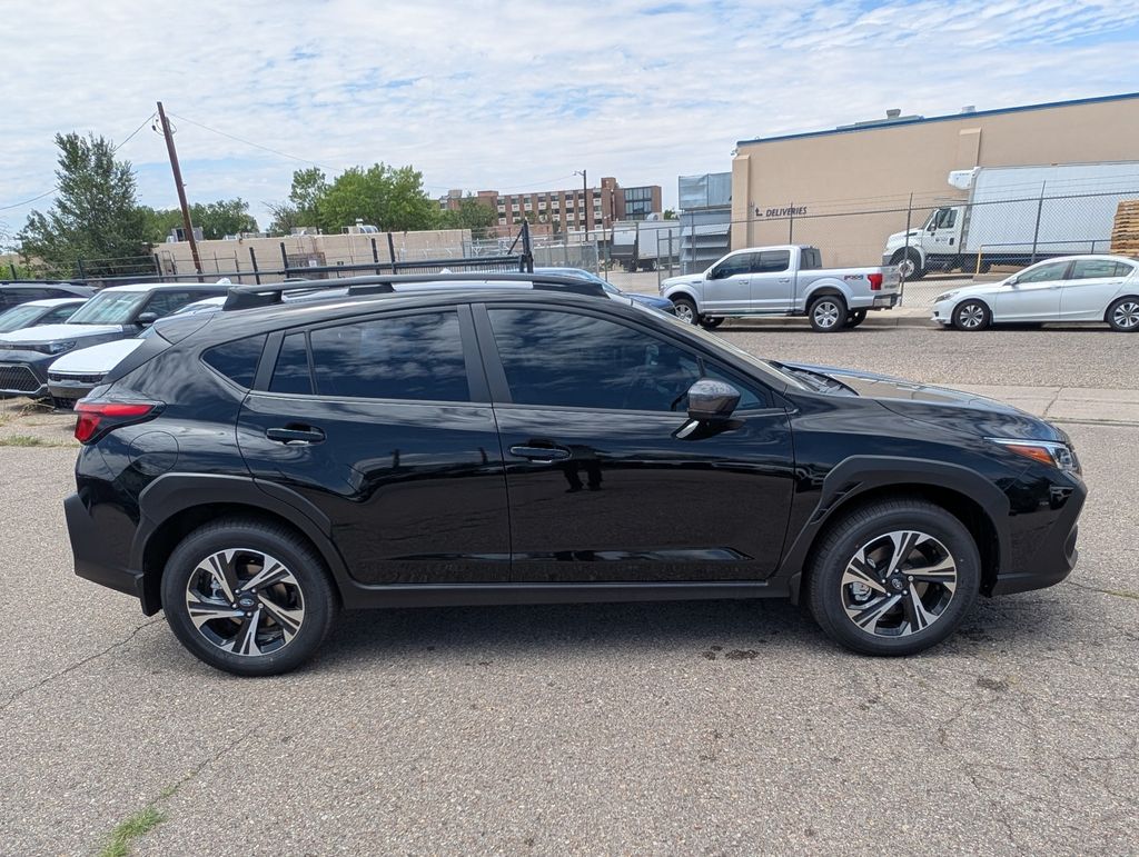 2025 Subaru Crosstrek Premium photo 2