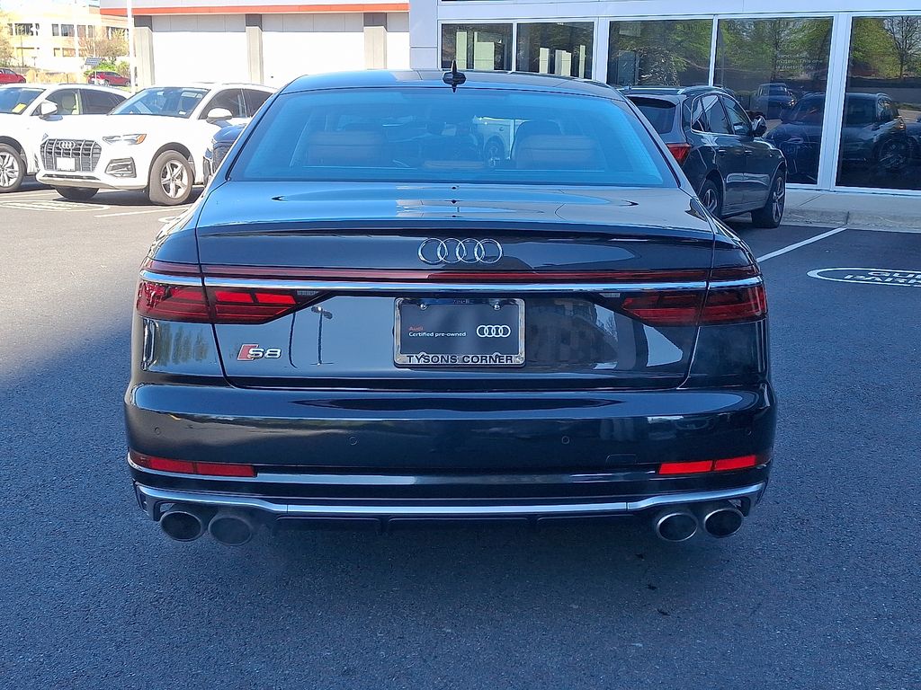 Thumbnail: 2023 Audi S8 - 5