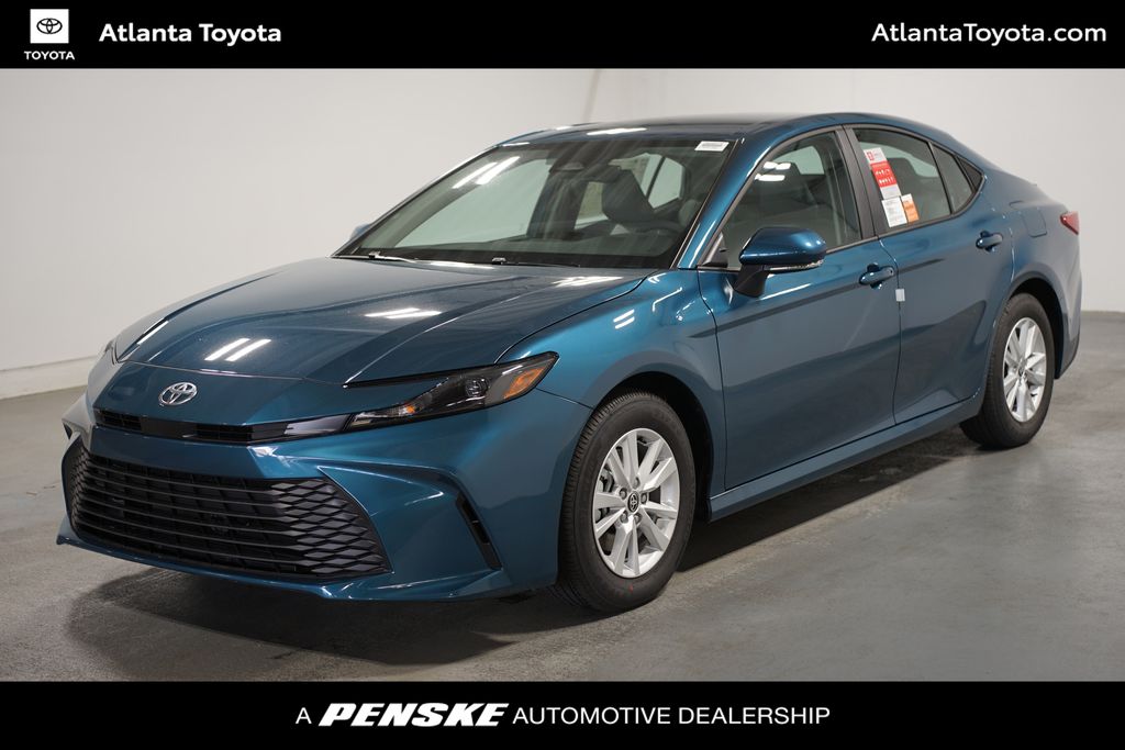 2025 Toyota Camry LE Hero Image
